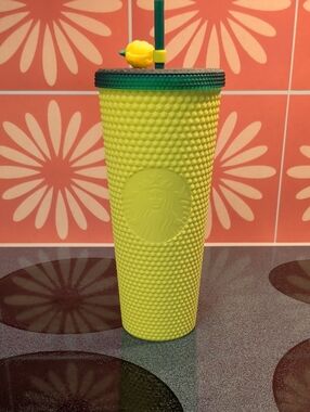 Starbucks Pineapple Tumbler with Straw Charm